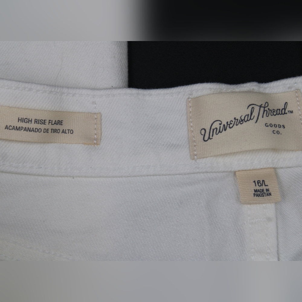 NWT Universal Thread High-Rise Flare Jeans – White 16 Long - Picture 6 of 8